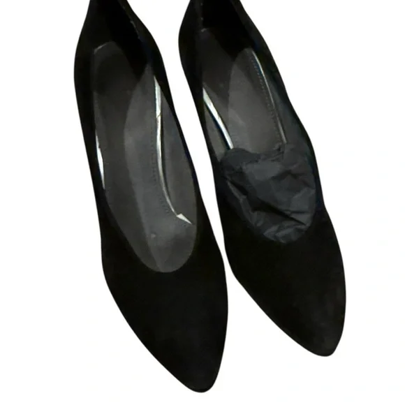 Stuart Weitzman womens Classic Black Heels Pumps Size 8.5 work shoes power shoe - Picture 9 of 10